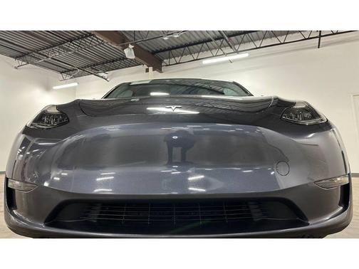 Midnight Silver Metallic 2023 Tesla Model Y Performance Dual Motor All-Wheel Drive