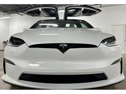 2024 Tesla Model X Long Range