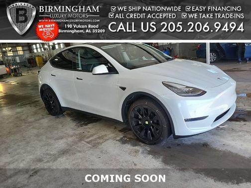 2022 Tesla Model Y Long Range Dual Motor All-Wheel Drive