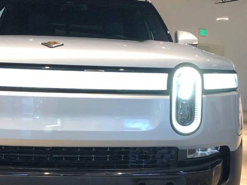 2023 Rivian R1T Adventure Quad Motor Large Pack