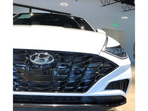 2021 Hyundai SONATA Limited