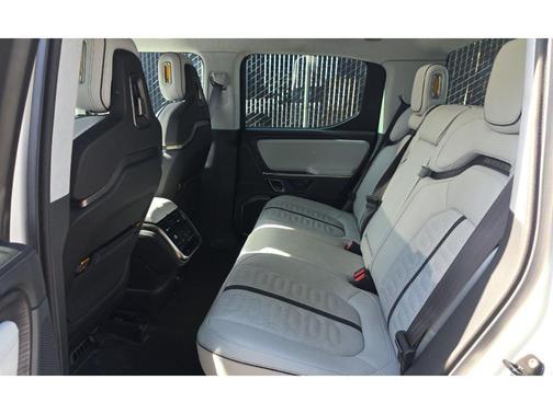 2023 Rivian R1T Adventure Quad Motor Large Pack