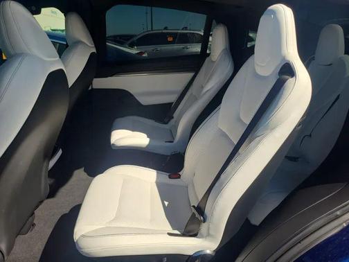 2023 Tesla Model X Plaid Tri Motor All-Wheel Drive