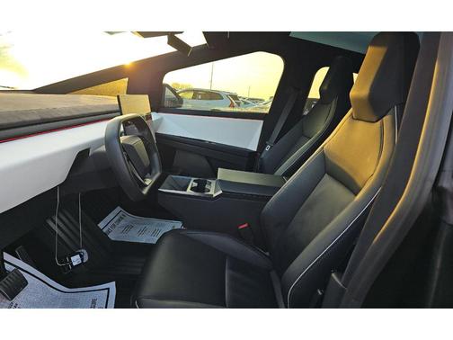 2024 Tesla Cybertruck Cyberbeast