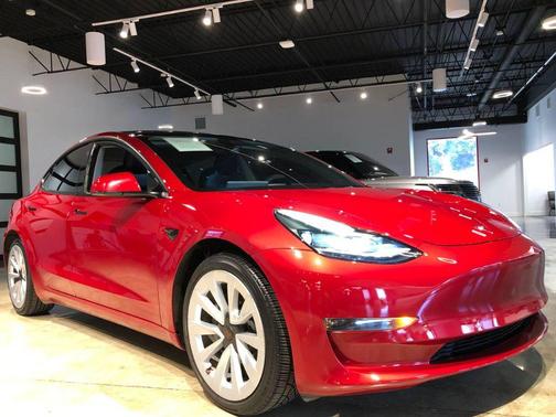 2022 Tesla Model 3 Long Range