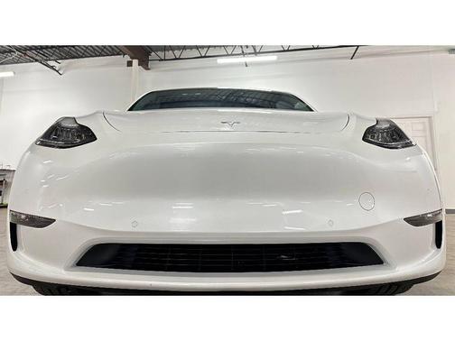 Pearl White Multi-Coat 2021 Tesla Model Y Long Range Dual Motor All-Wheel Drive