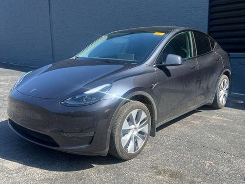 2024 Tesla Model Y Long Range Dual Motor All-Wheel Drive