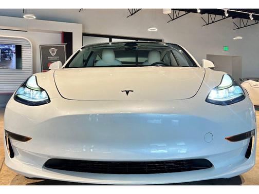 2023 Tesla Model 3 Standard Range