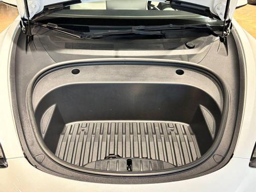 2022 Tesla Model 3 Standard Range