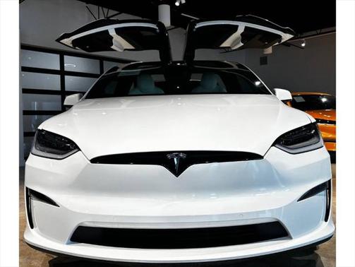 2022 Tesla Model X Plaid Tri Motor All-Wheel Drive