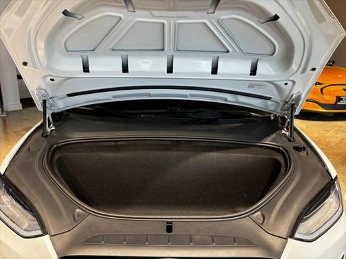 2022 Tesla Model X Plaid Tri Motor All-Wheel Drive