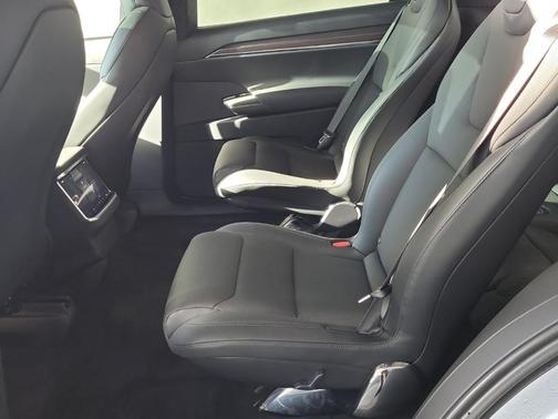 2025 Tesla Model X Long Range