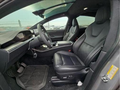 2024 Tesla Model X Plaid Tri Motor All-Wheel Drive