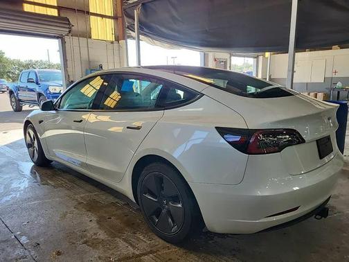 2023 Tesla Model 3 Standard Range