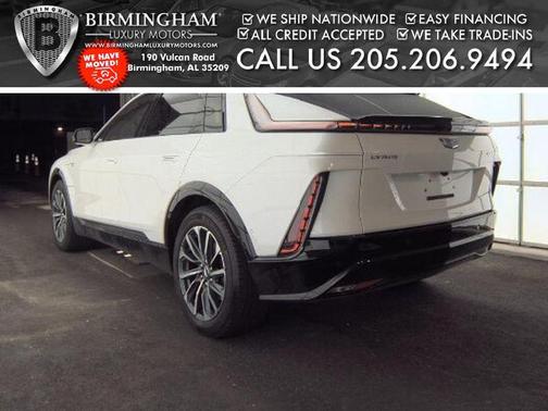 Crystal White Tricoat 2024 Cadillac LYRIQ Sport