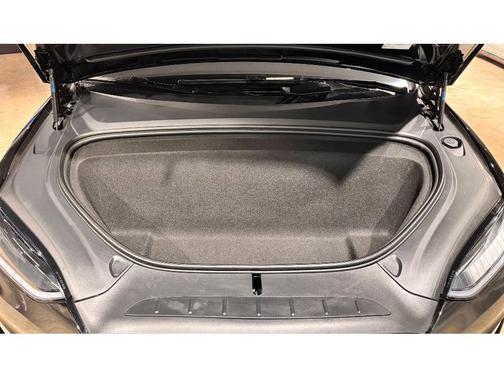 2025 Tesla Model X Long Range