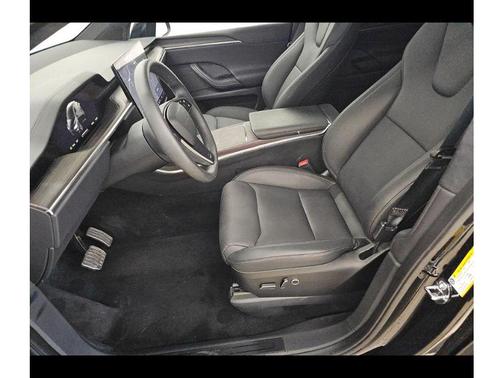 2025 Tesla Model X Long Range