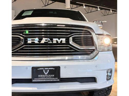 2017 RAM 1500 Limited Crew Cab 4x4 5'7' Box