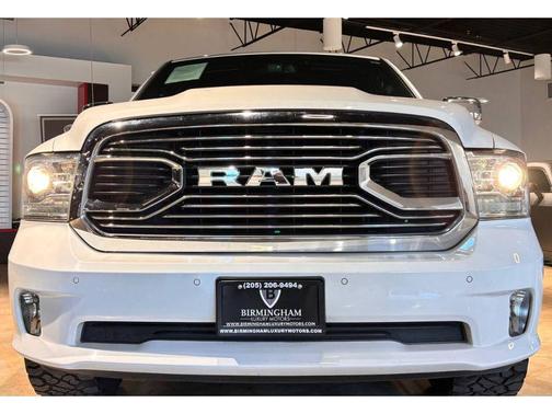 2017 RAM 1500 Limited Crew Cab 4x4 5'7' Box