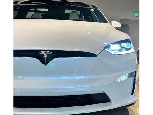 2024 Tesla Model X Long Range