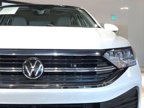 2023 Volkswagen Jetta 1.5T SE