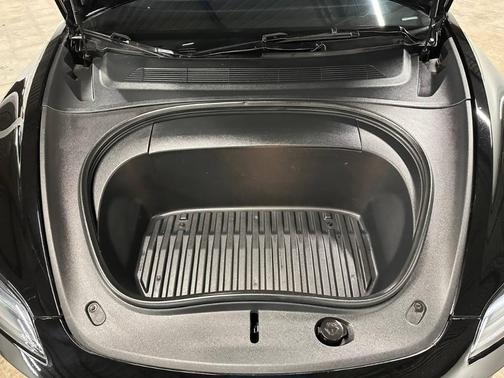 2024 Tesla Model 3 Long Range