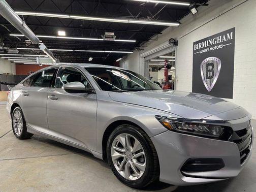 Photo 3 of 38 of 2019 Honda Accord LX