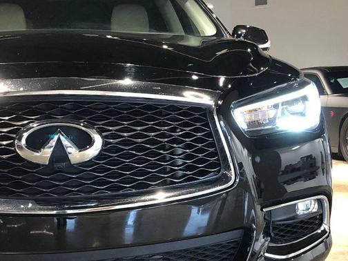 2018 INFINITI QX60 Base