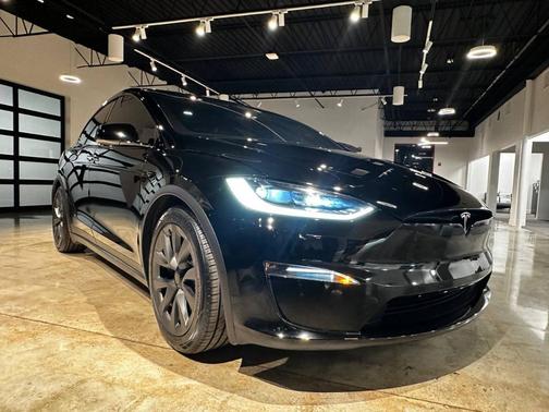 2024 Tesla Model X Long Range