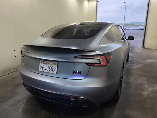 2024 Tesla Model 3 Performance