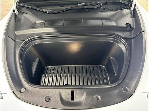 2023 Tesla Model Y Performance Dual Motor All-Wheel Drive