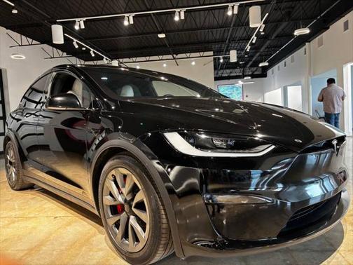 2024 Tesla Model X Plaid Tri Motor All-Wheel Drive