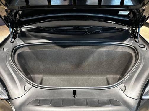 2024 Tesla Model X Plaid Tri Motor All-Wheel Drive