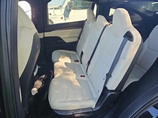 2022 Tesla Model X Dual Motor All-Wheel Drive