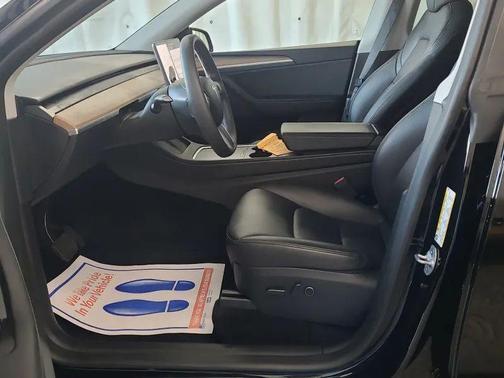 2024 Tesla Model Y Long Range Dual Motor All-Wheel Drive