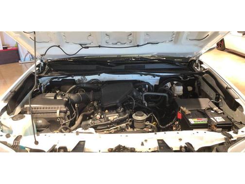 2019 Toyota Tacoma SR