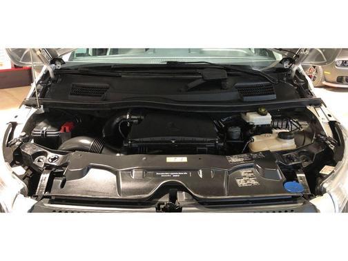 2016 Mercedes-Benz Metris Base