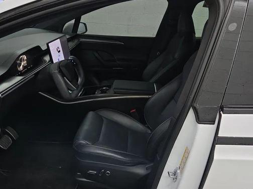 2023 Tesla Model X Plaid Tri Motor All-Wheel Drive
