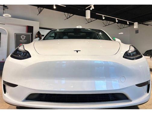 2024 Tesla Model Y Long Range Dual Motor All-Wheel Drive