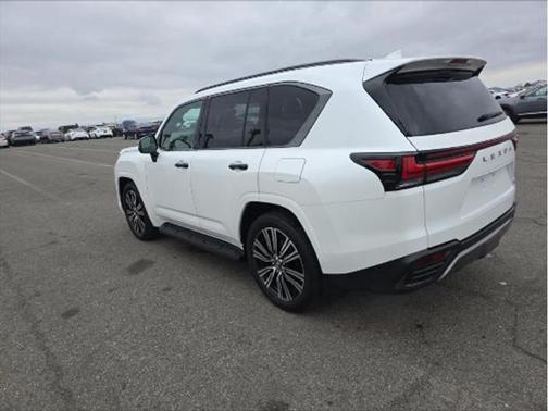 2024 Lexus LX 600 Luxury