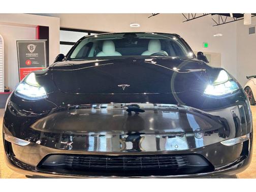 2022 Tesla Model Y Performance Dual Motor All-Wheel Drive