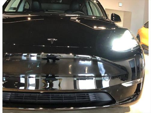 2023 Tesla Model Y Performance Dual Motor All-Wheel Drive