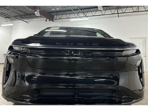 Black 2026 Lucid Gravity Grand Touring