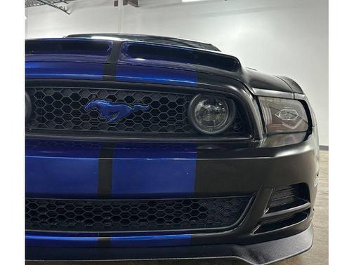 Black 2014 Ford Mustang GT