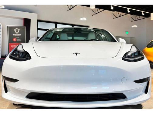 2023 Tesla Model 3 Standard Range