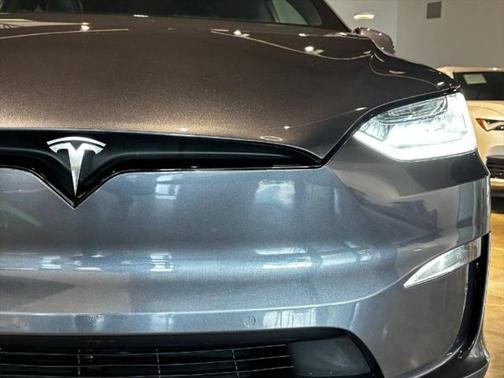 2022 Tesla Model X Dual Motor All-Wheel Drive
