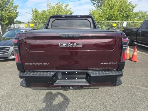 2025 GMC Sierra EV Max Range Denali