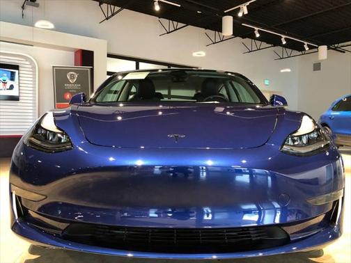 2023 Tesla Model 3 Performance
