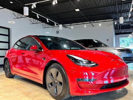 2023 Tesla Model 3 Standard Range