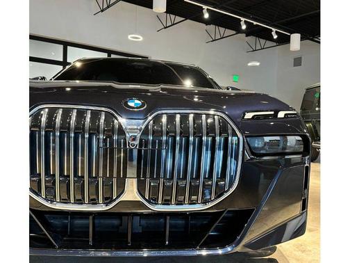 2024 BMW 760 xDrive